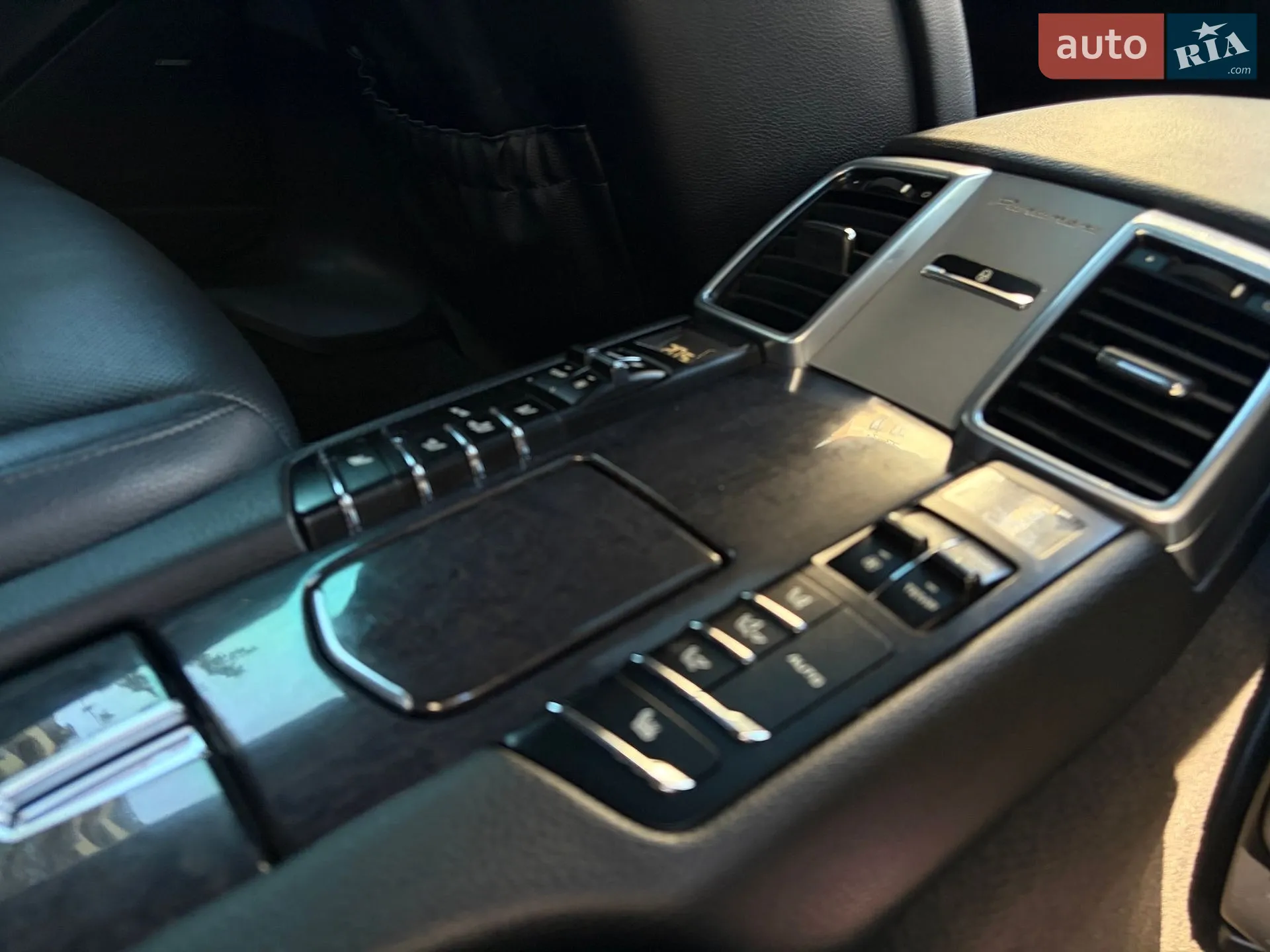 2015 Porsche Panamera - мініатюра 37