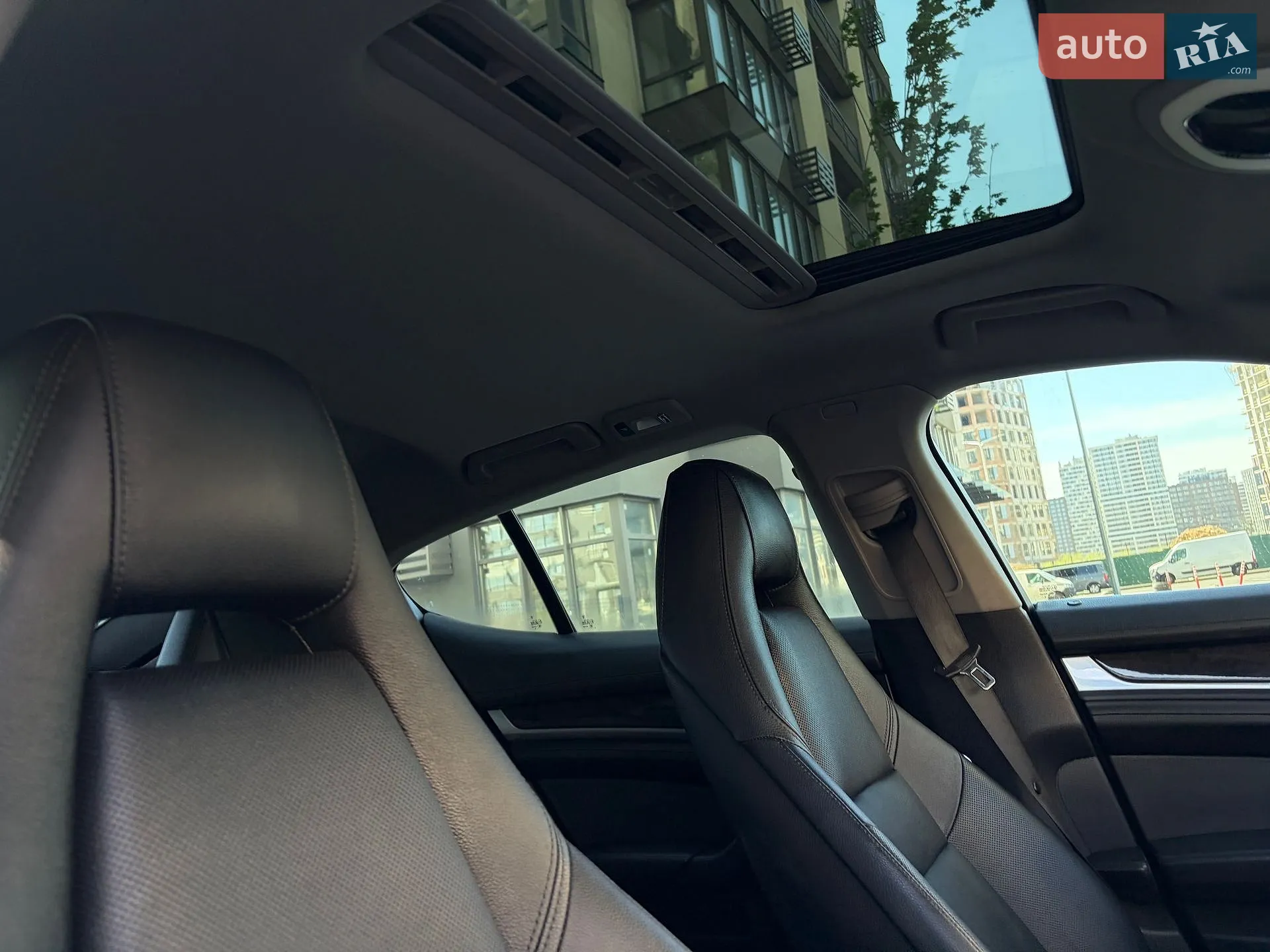 2015 Porsche Panamera - мініатюра 43