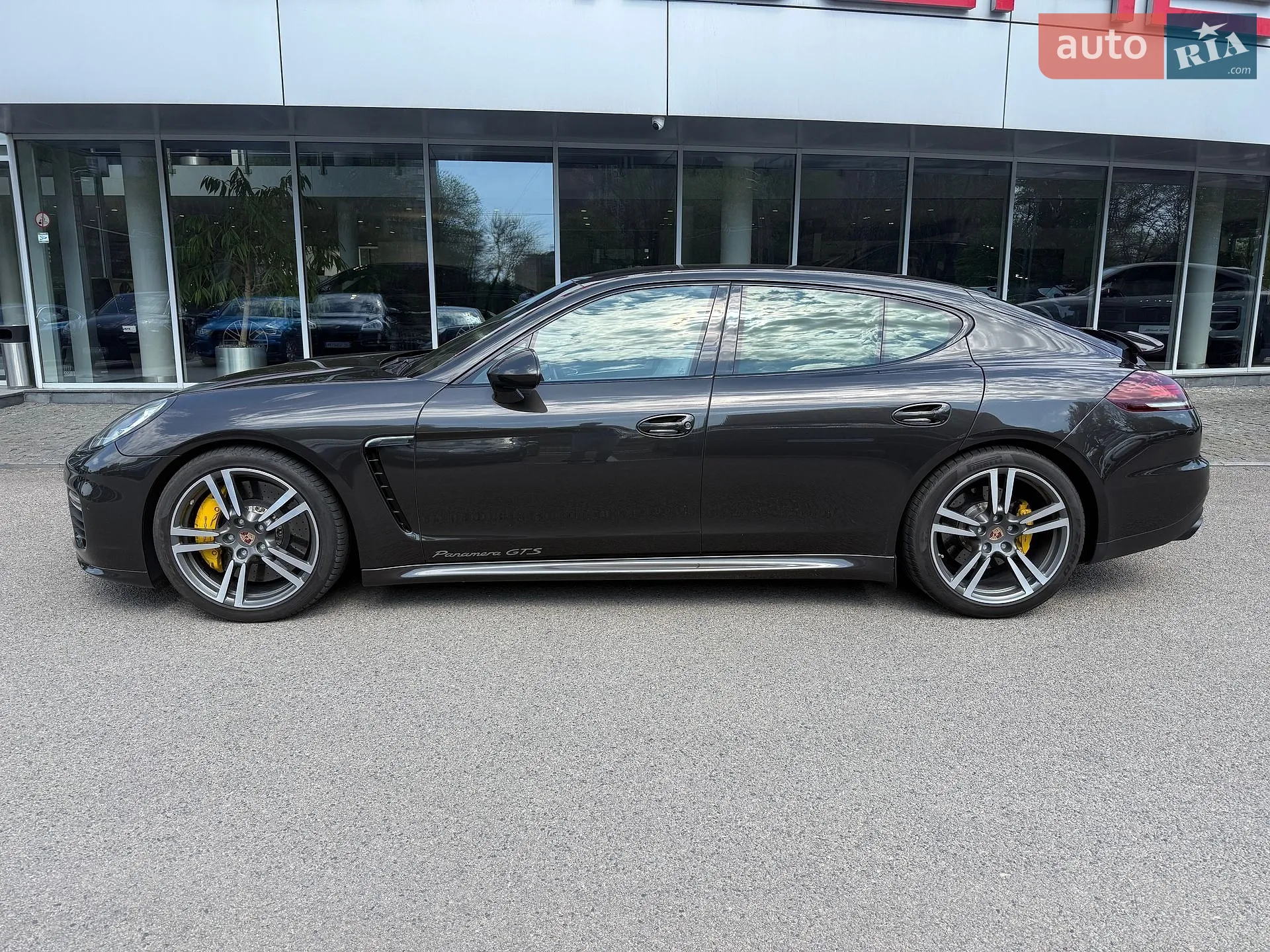 2013 Porsche Panamera - мініатюра 2