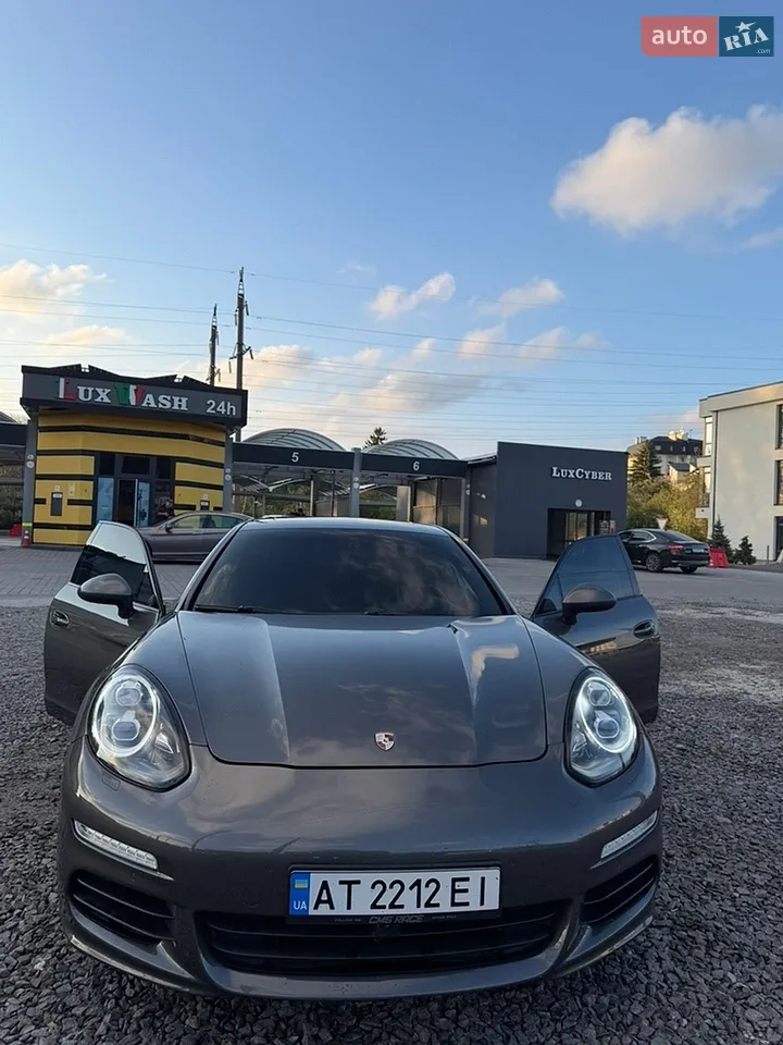 2012 Porsche Panamera - мініатюра 11