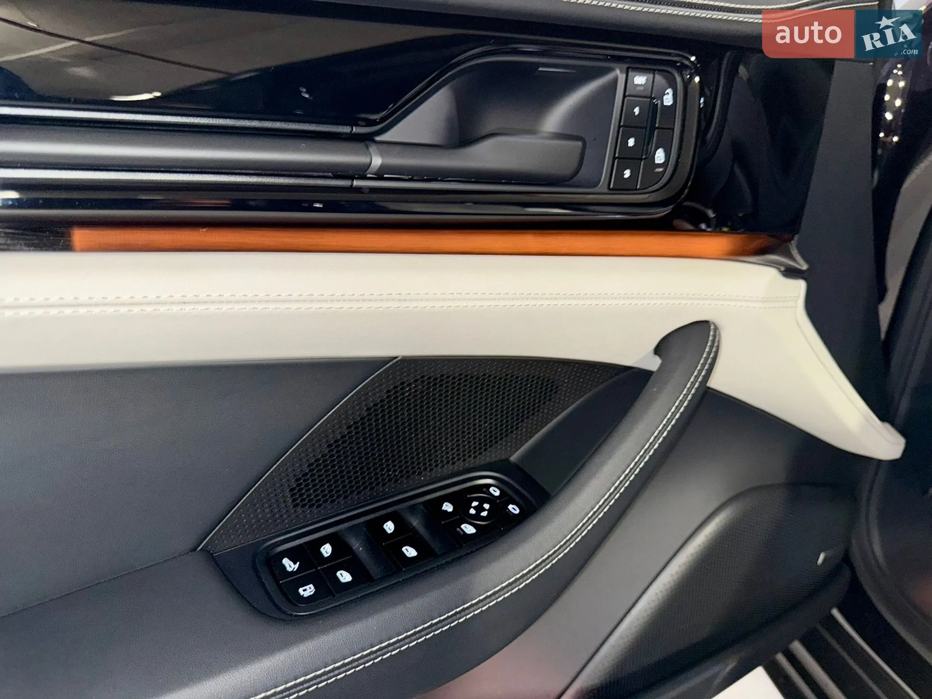 2024 Porsche Panamera - мініатюра 28