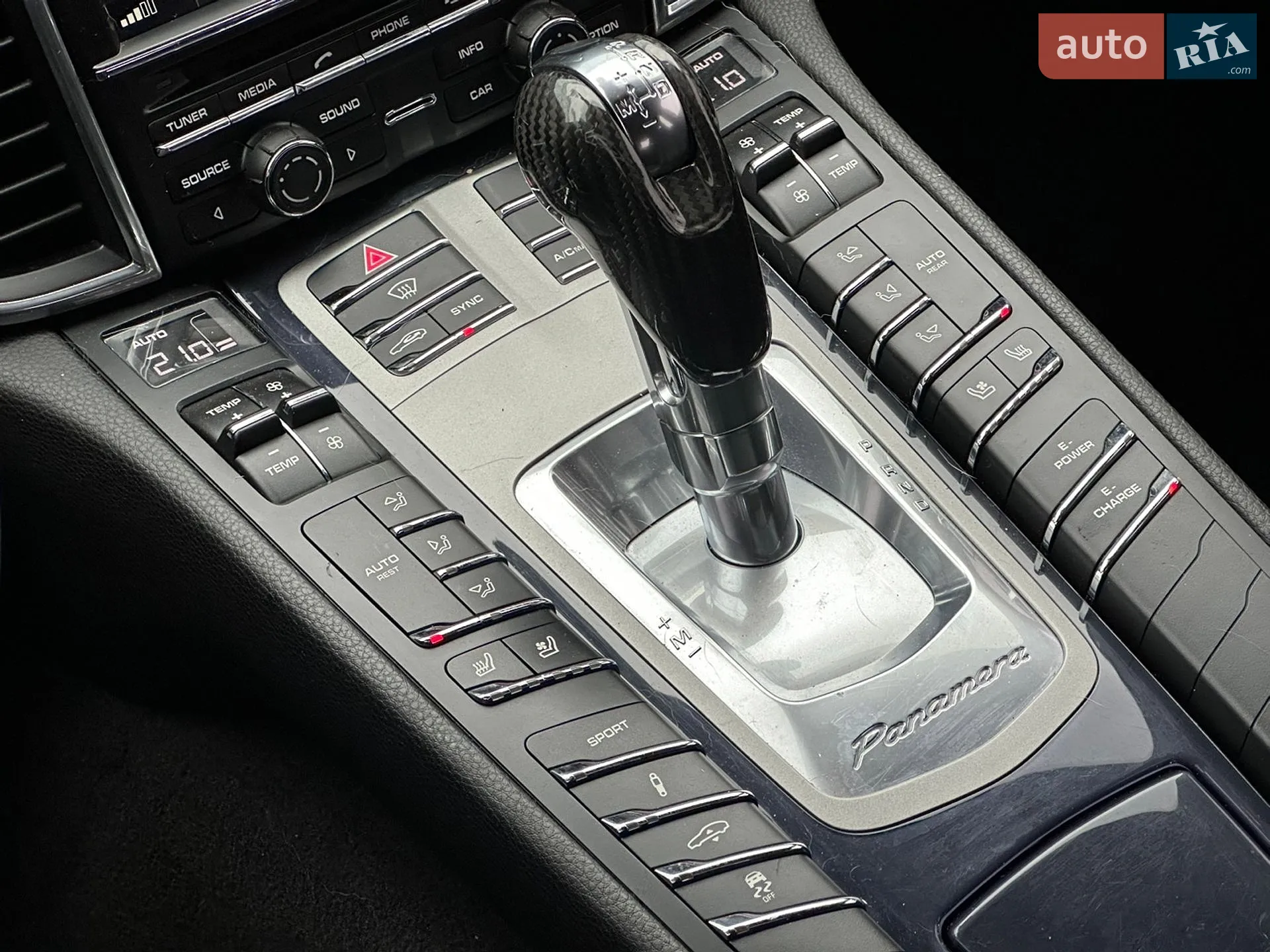 2014 Porsche Panamera - мініатюра 25