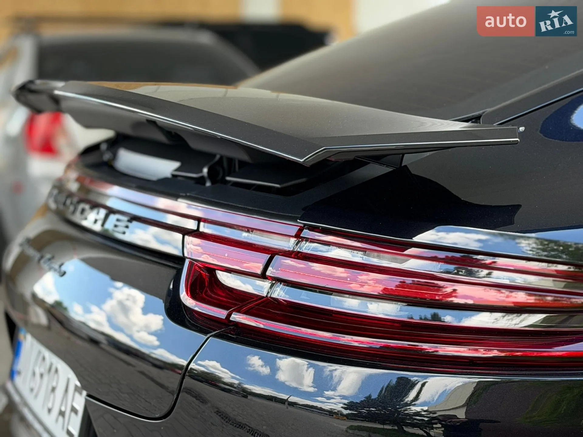 2016 Porsche Panamera - мініатюра 25