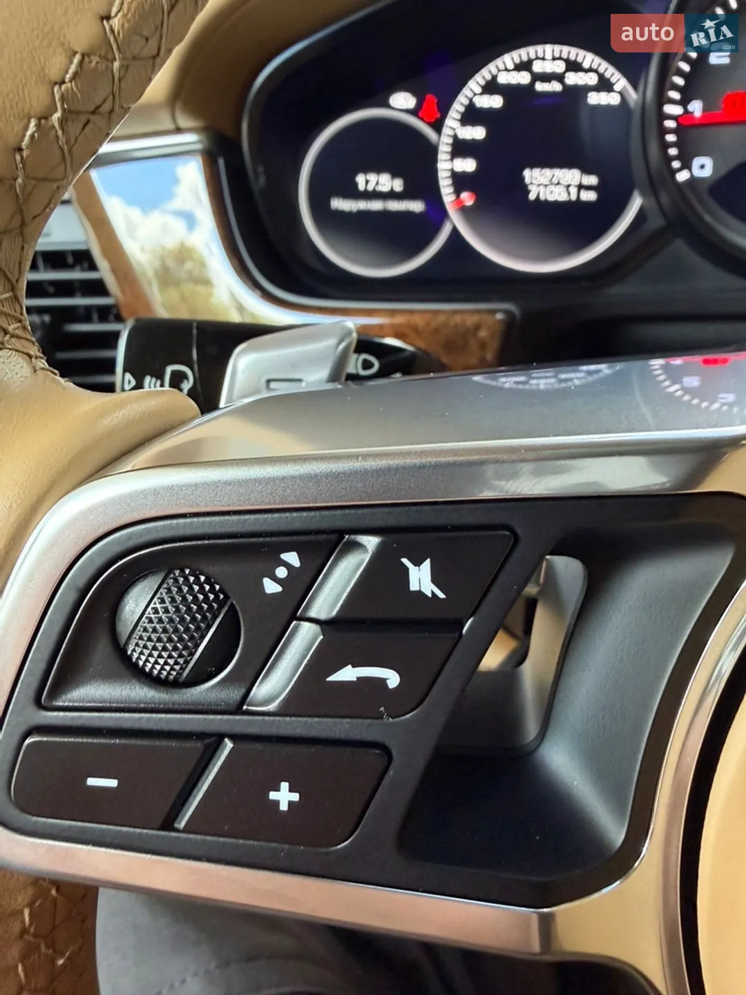 2016 Porsche Panamera - мініатюра 41