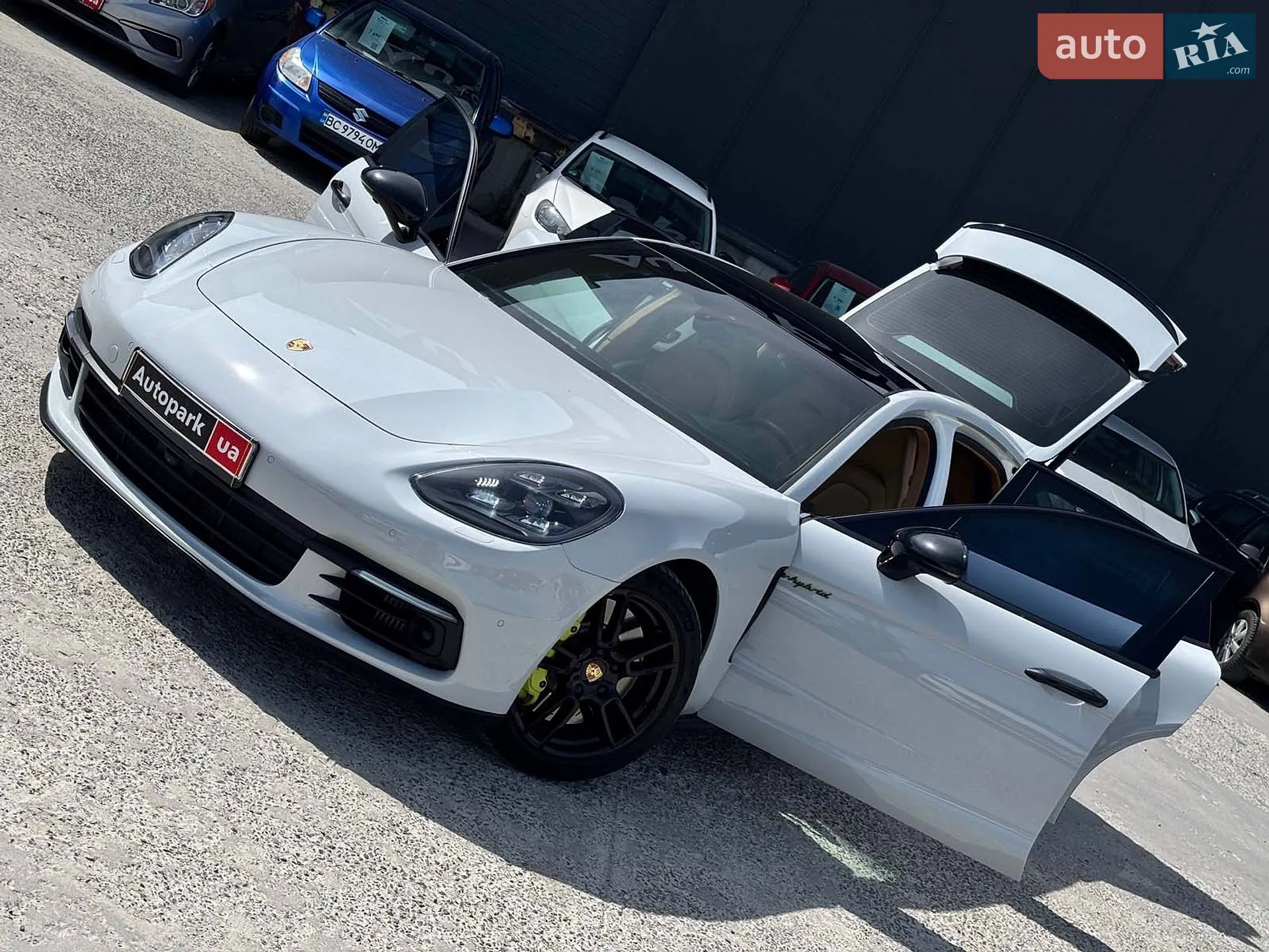 2017 Porsche Panamera - мініатюра 25