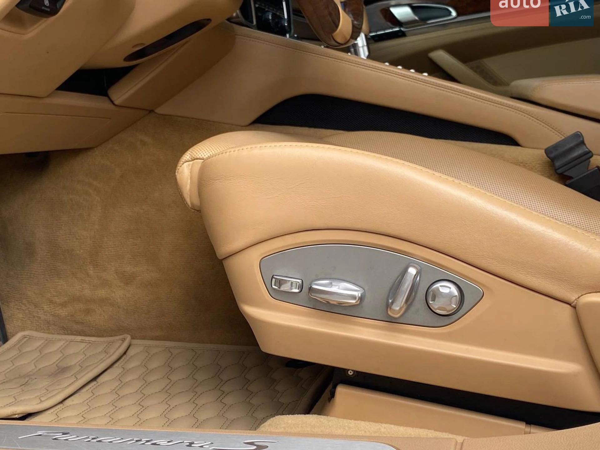 2011 Porsche Panamera - мініатюра 24