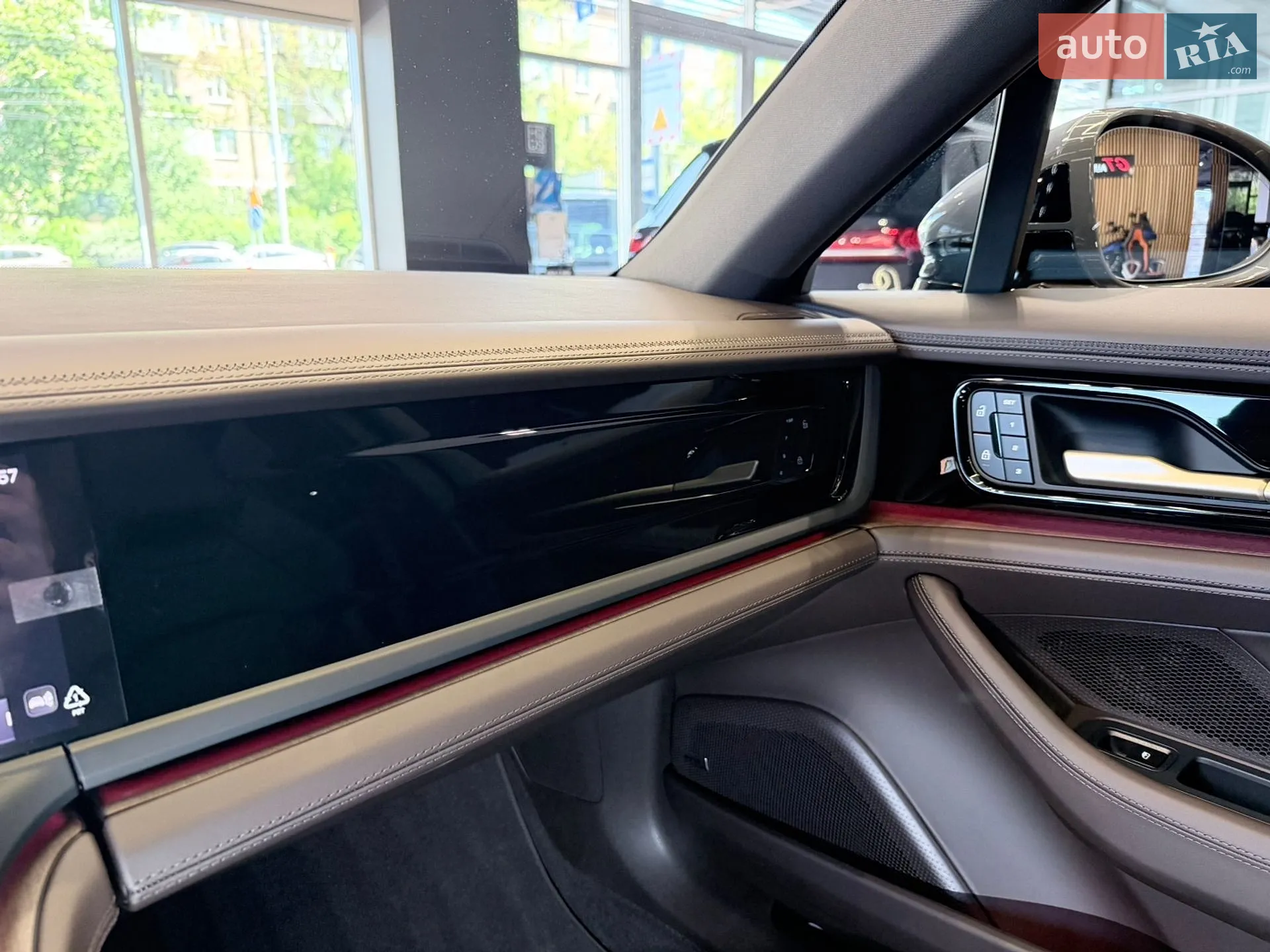2025 Porsche Panamera - мініатюра 37