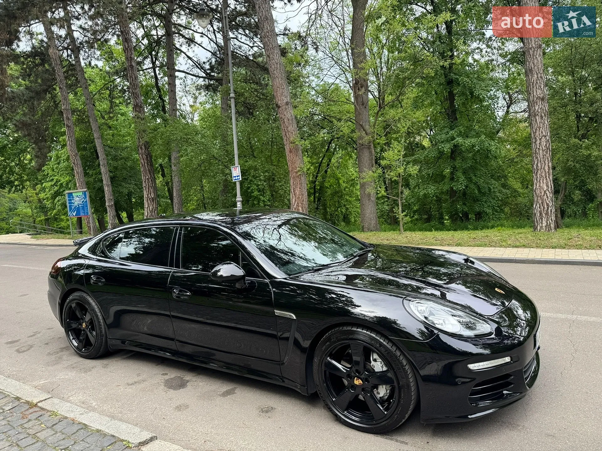 2013 Porsche Panamera - мініатюра 3