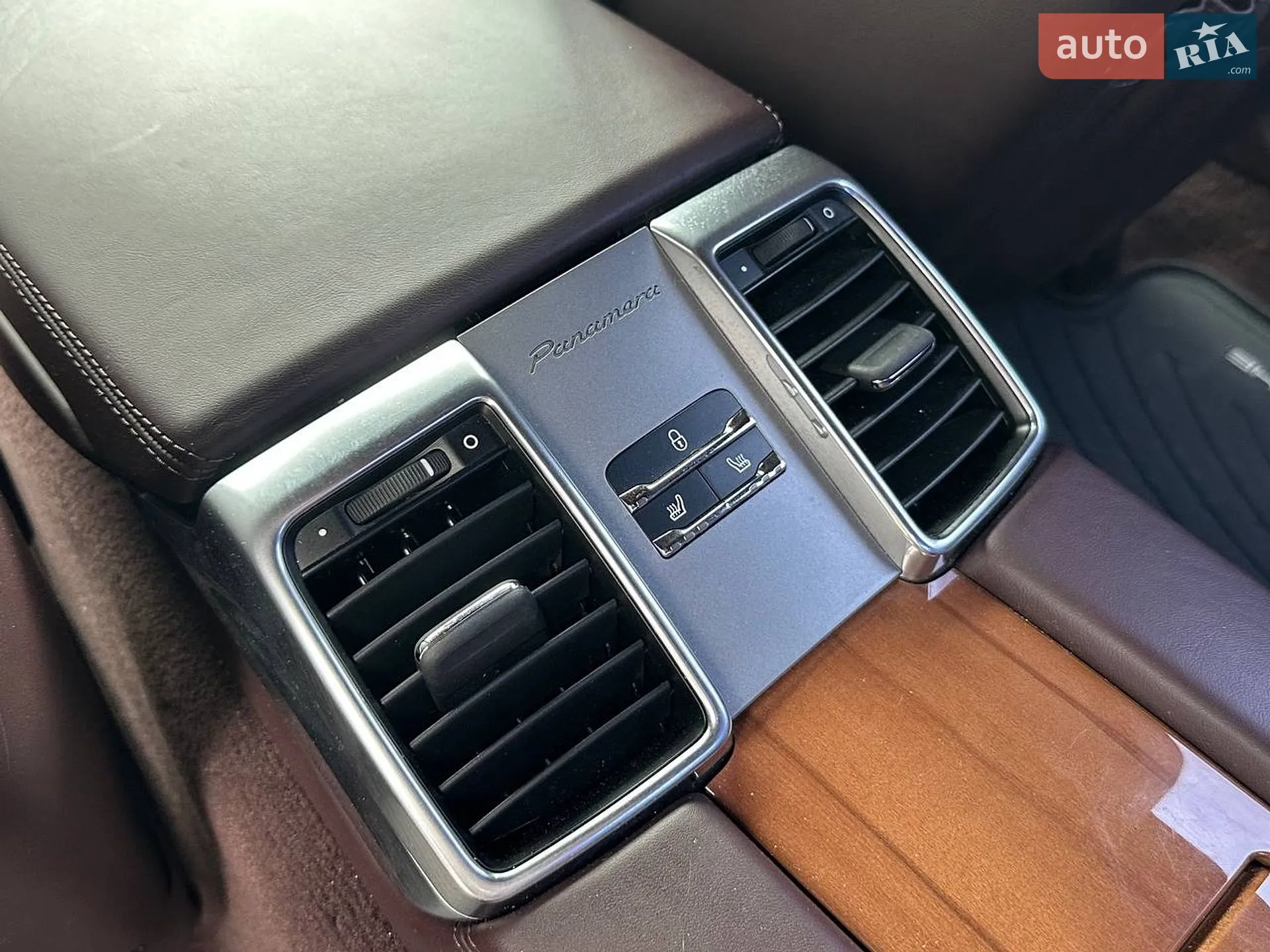 2013 Porsche Panamera - мініатюра 28