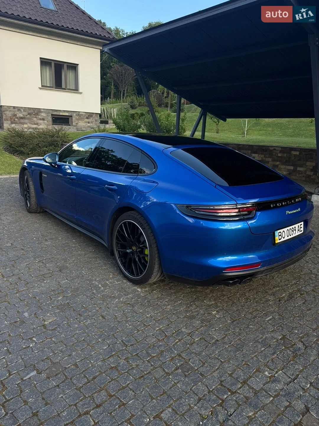 2018 Porsche Panamera - мініатюра 2