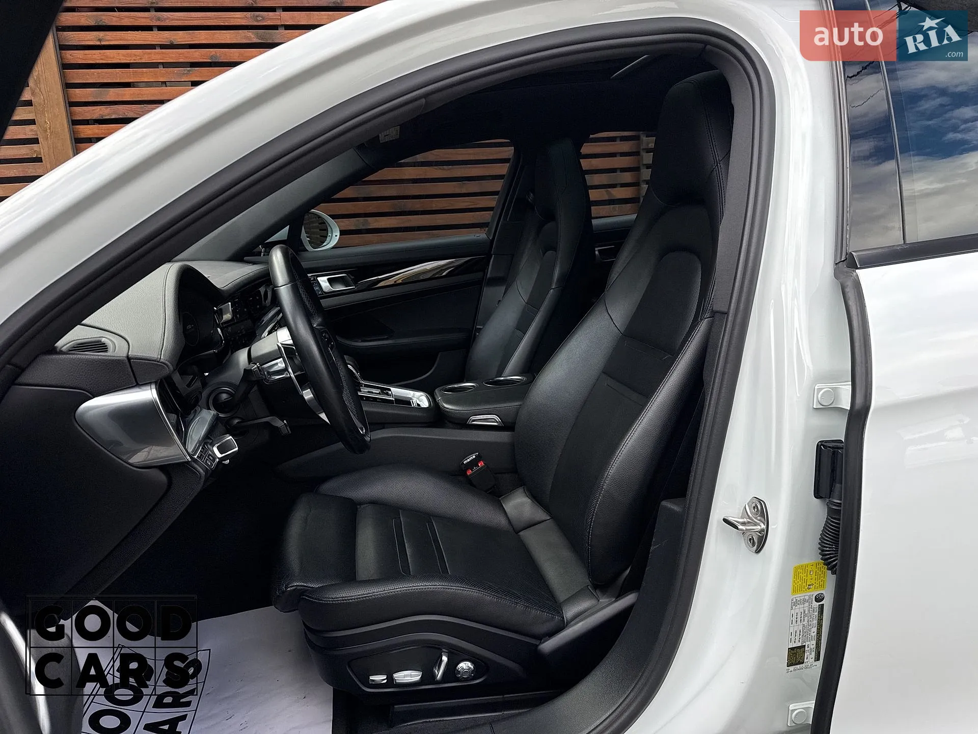 2019 Porsche Panamera - мініатюра 27