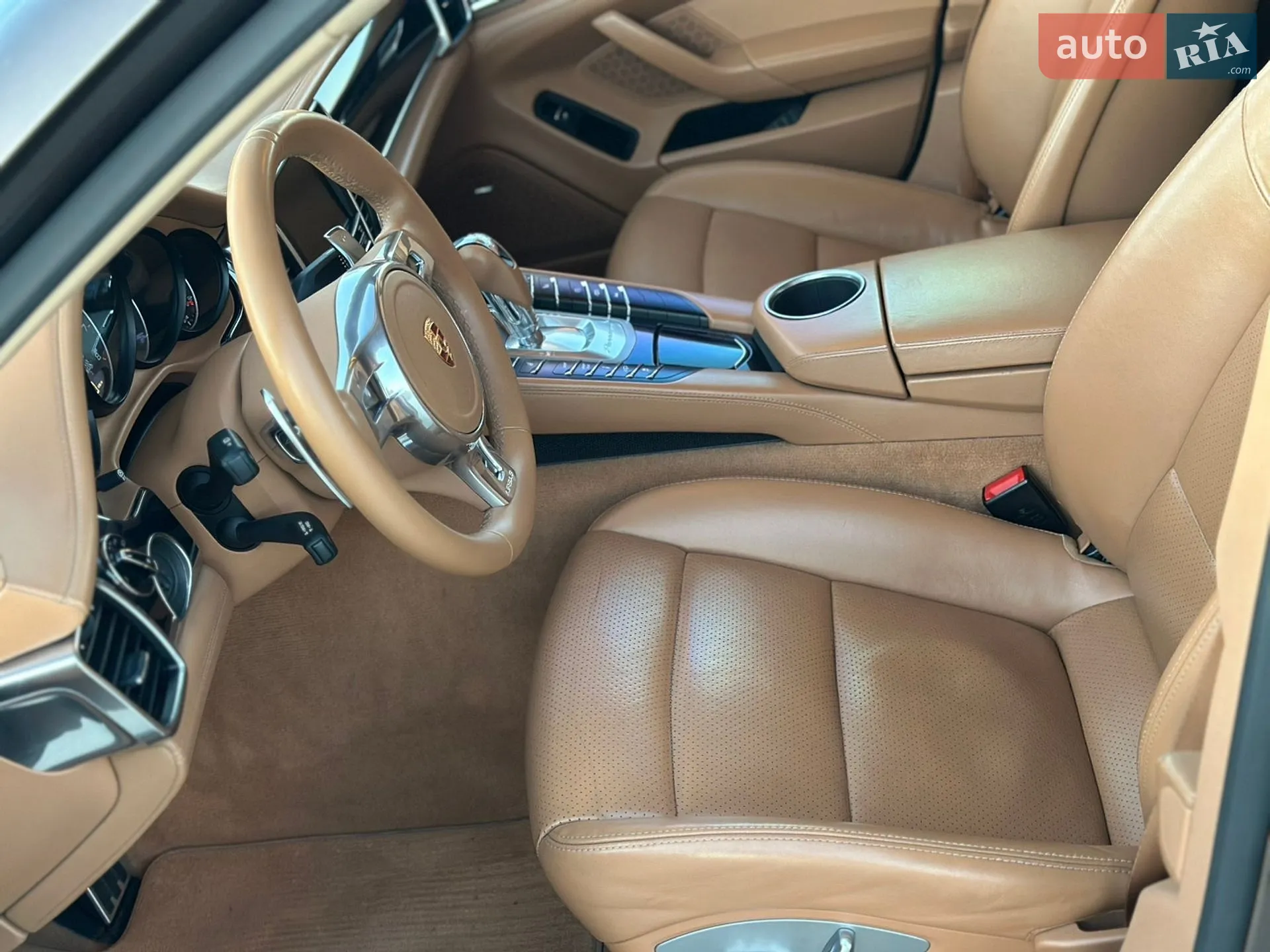 2014 Porsche Panamera - мініатюра 24