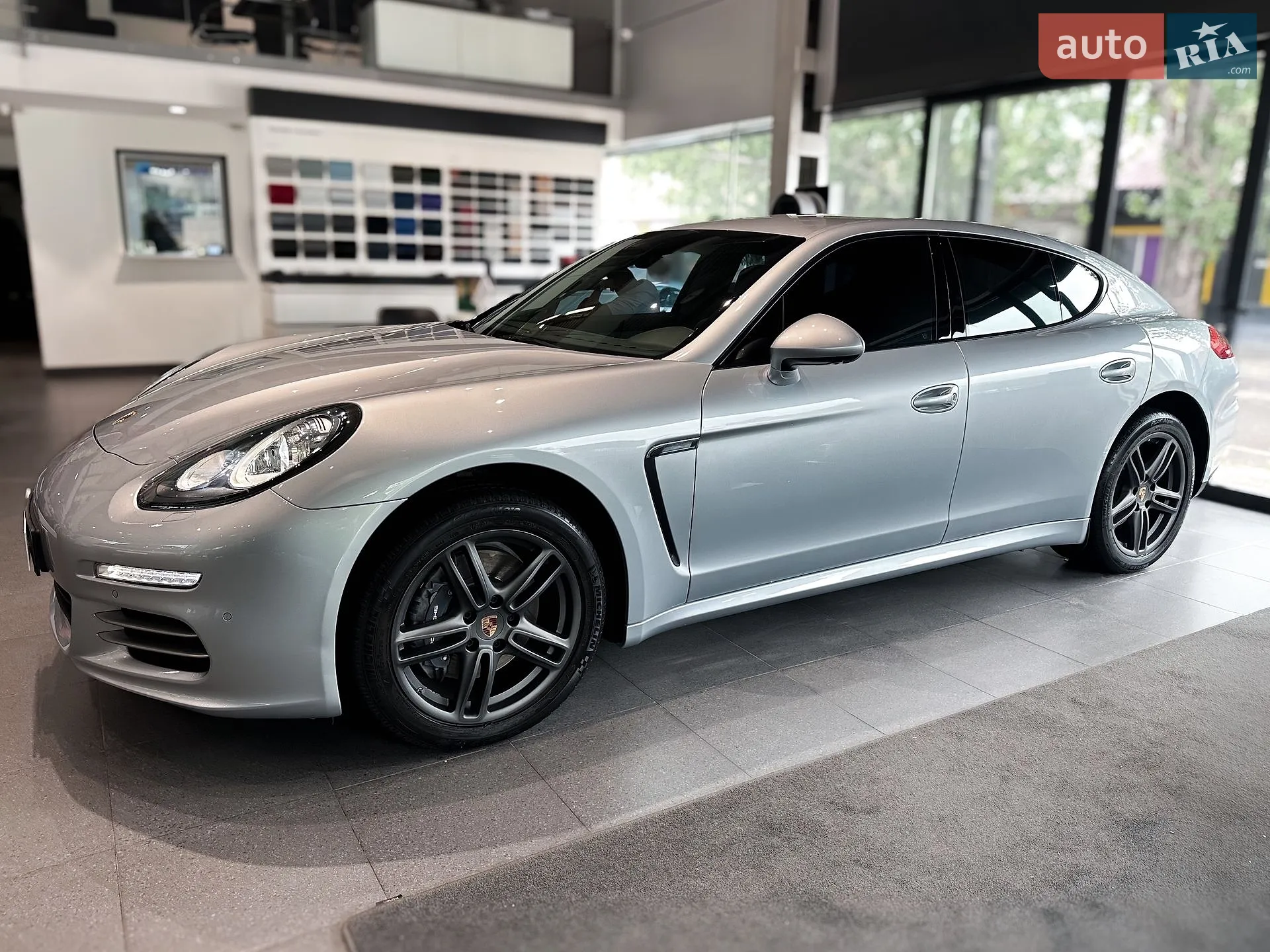 2013 Porsche Panamera - мініатюра 8