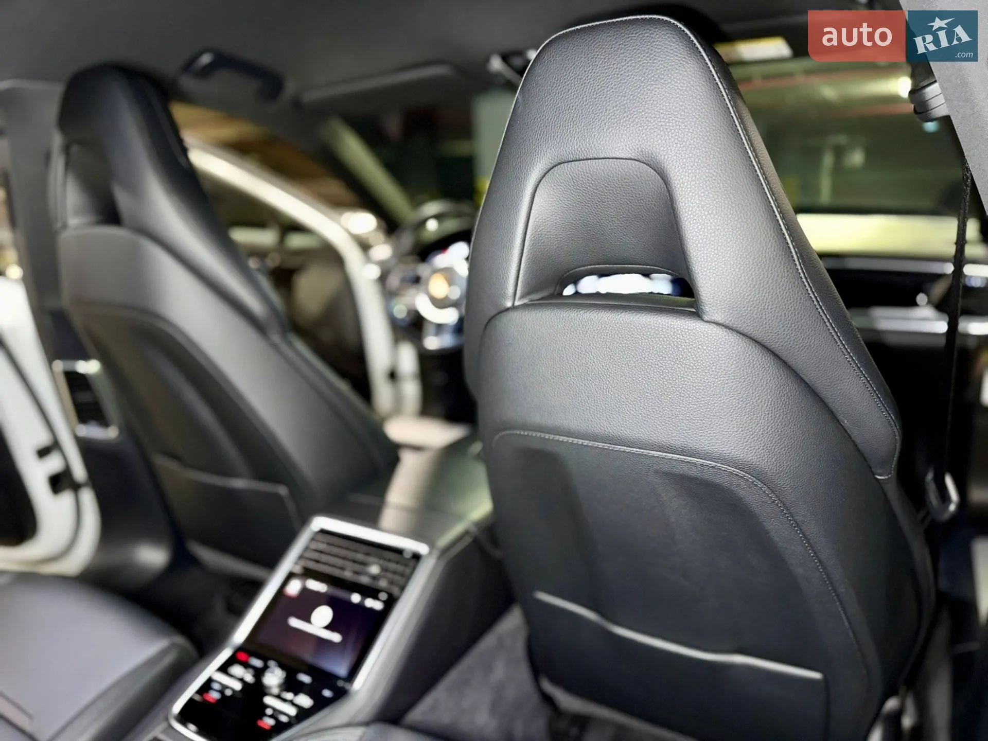 2019 Porsche Panamera - мініатюра 32