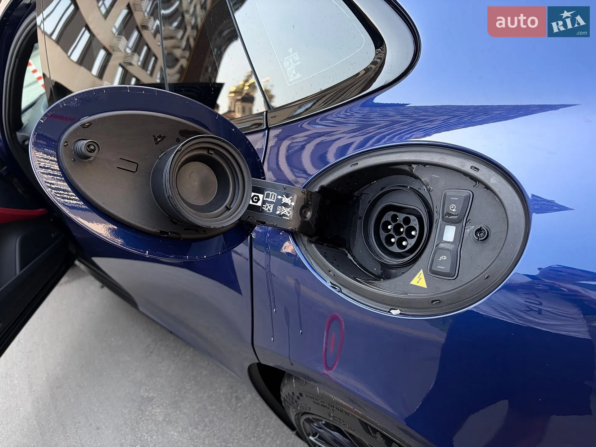 2024 Porsche Panamera - мініатюра 2