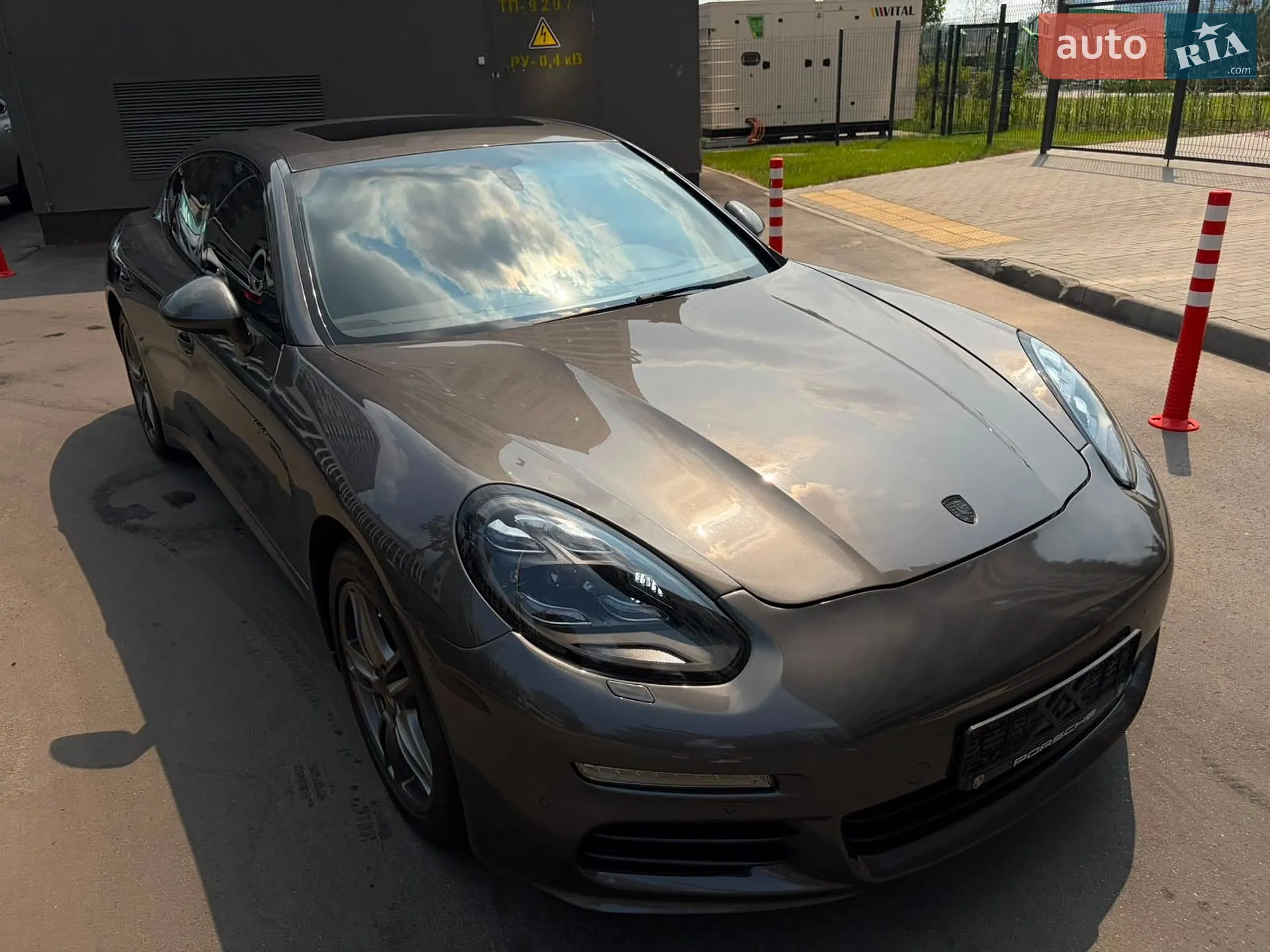 2015 Porsche Panamera - мініатюра 4