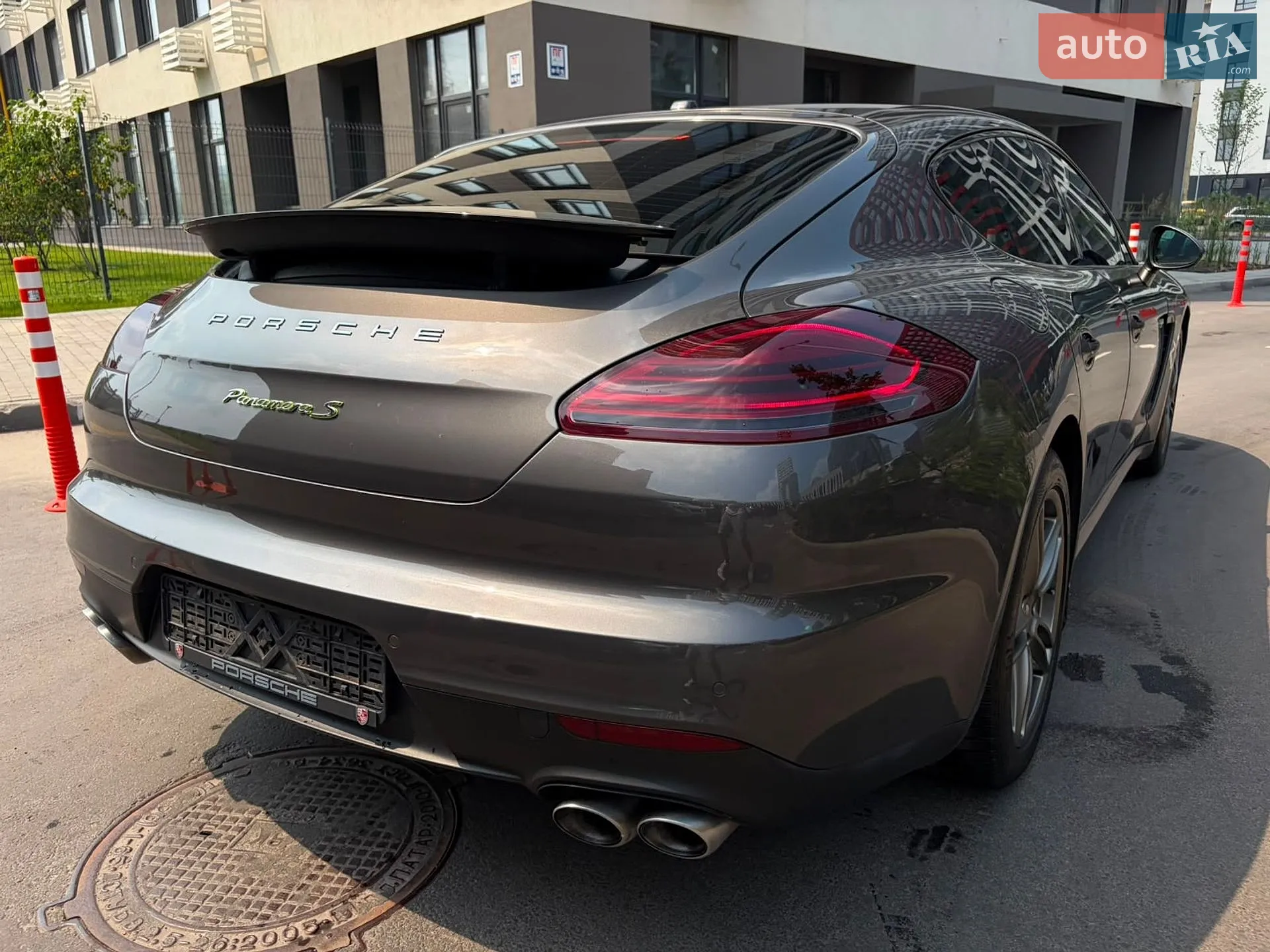 2015 Porsche Panamera - мініатюра 23