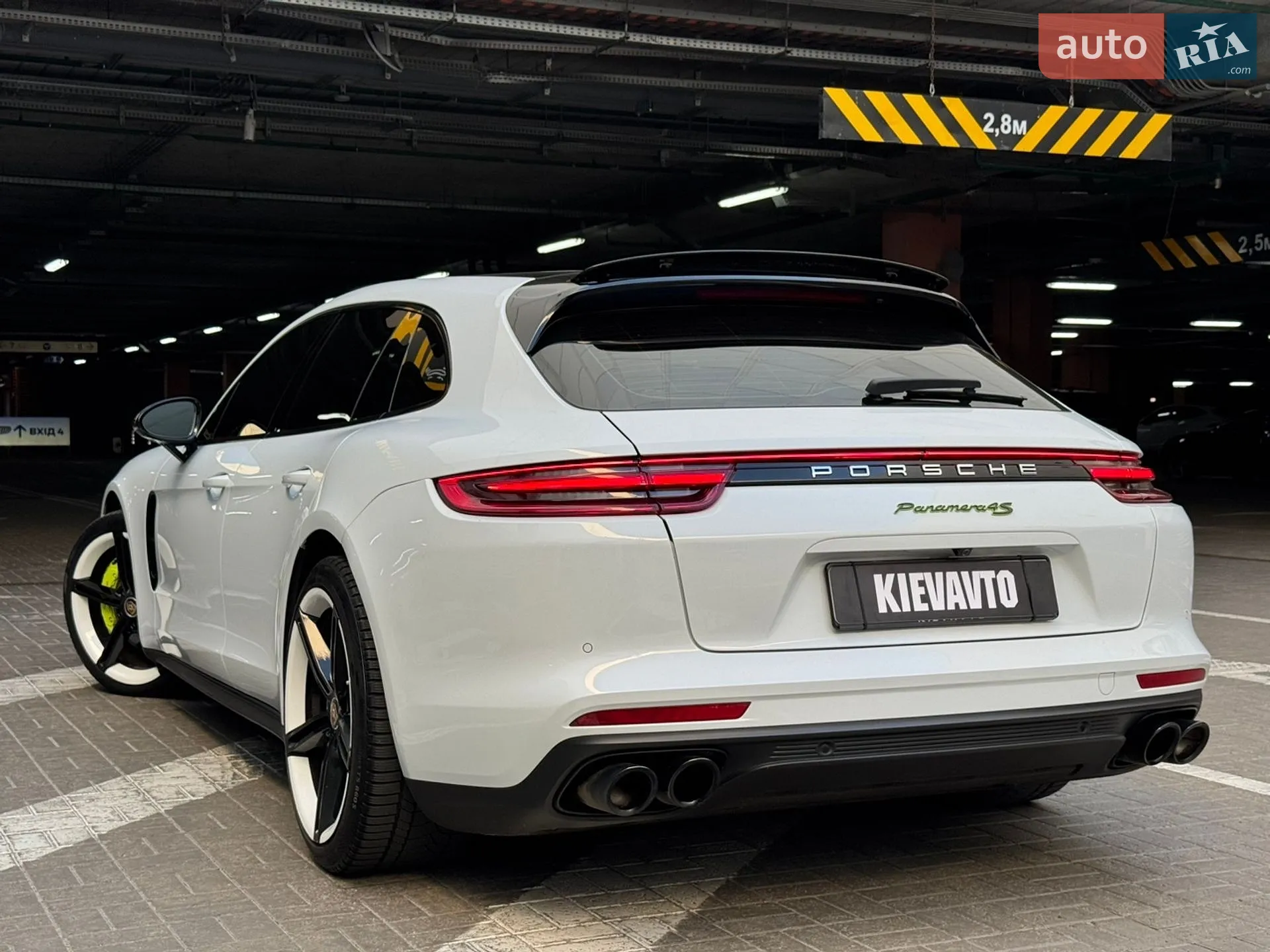 2017 Porsche Panamera - мініатюра 9