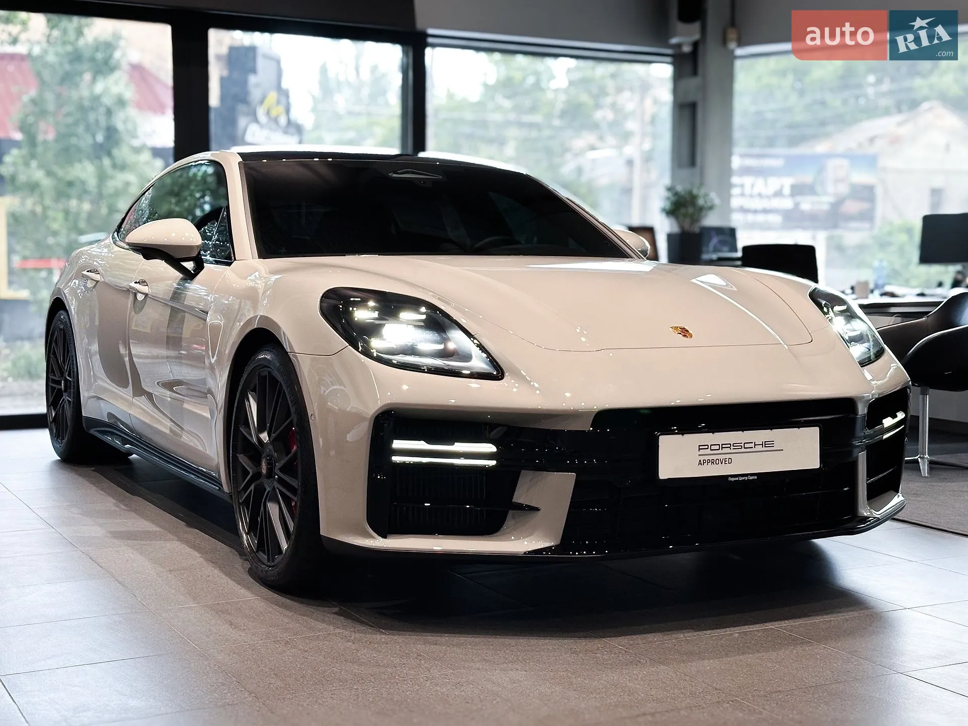 2026 Porsche Panamera - мініатюра 3