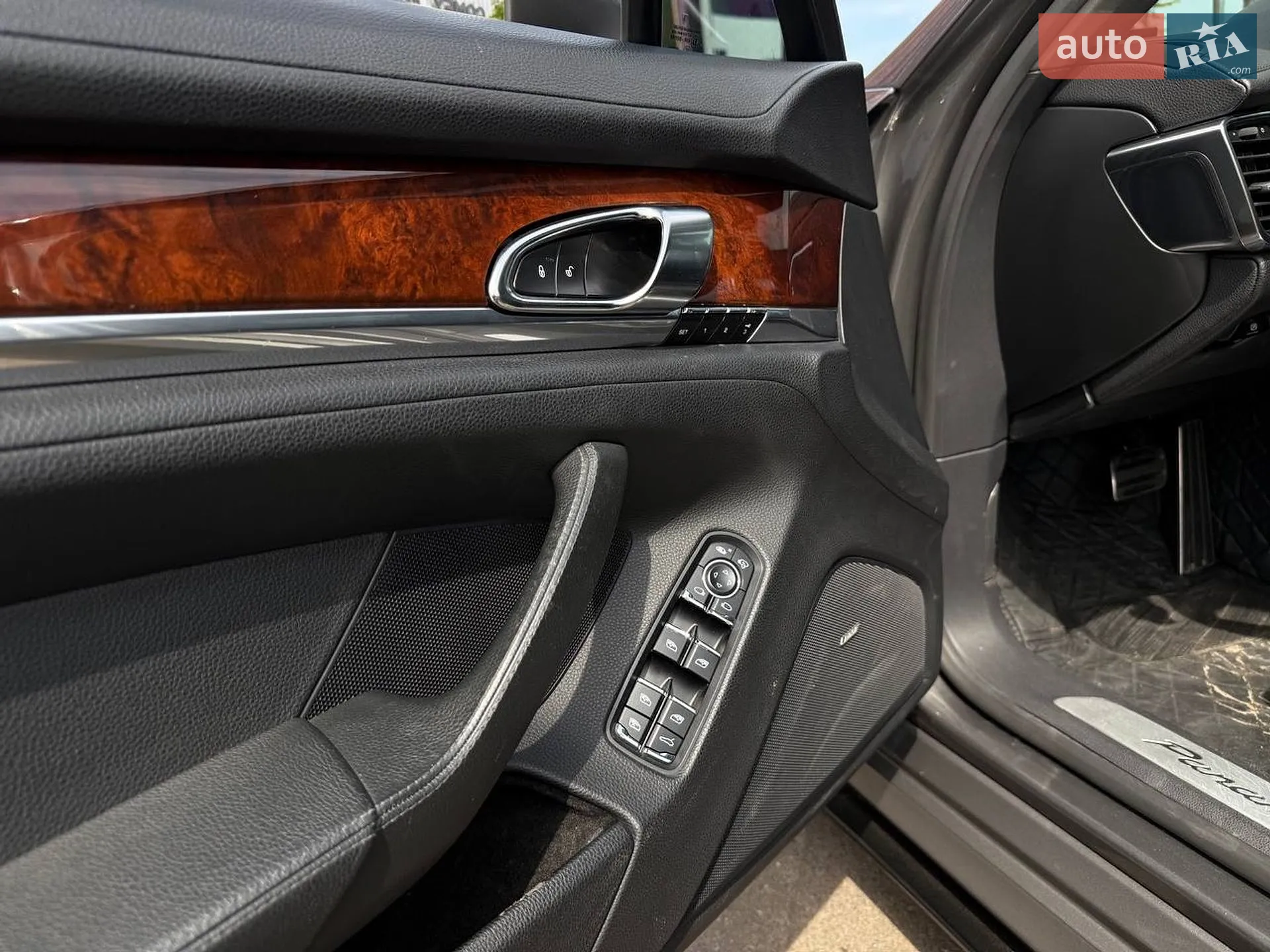 2013 Porsche Panamera - мініатюра 10