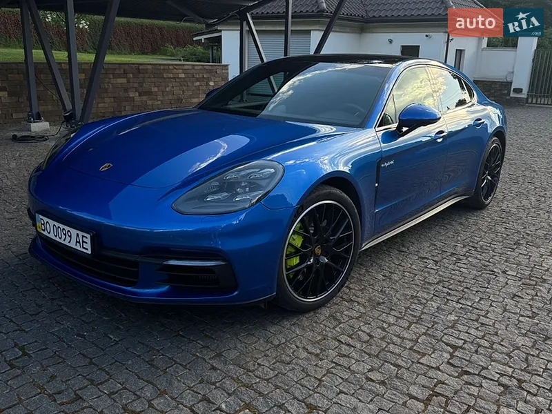Porsche Panamera