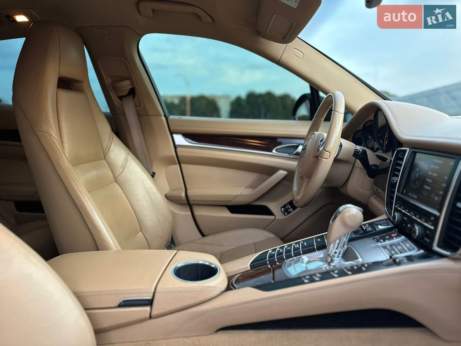 2010 Porsche Panamera - мініатюра 131