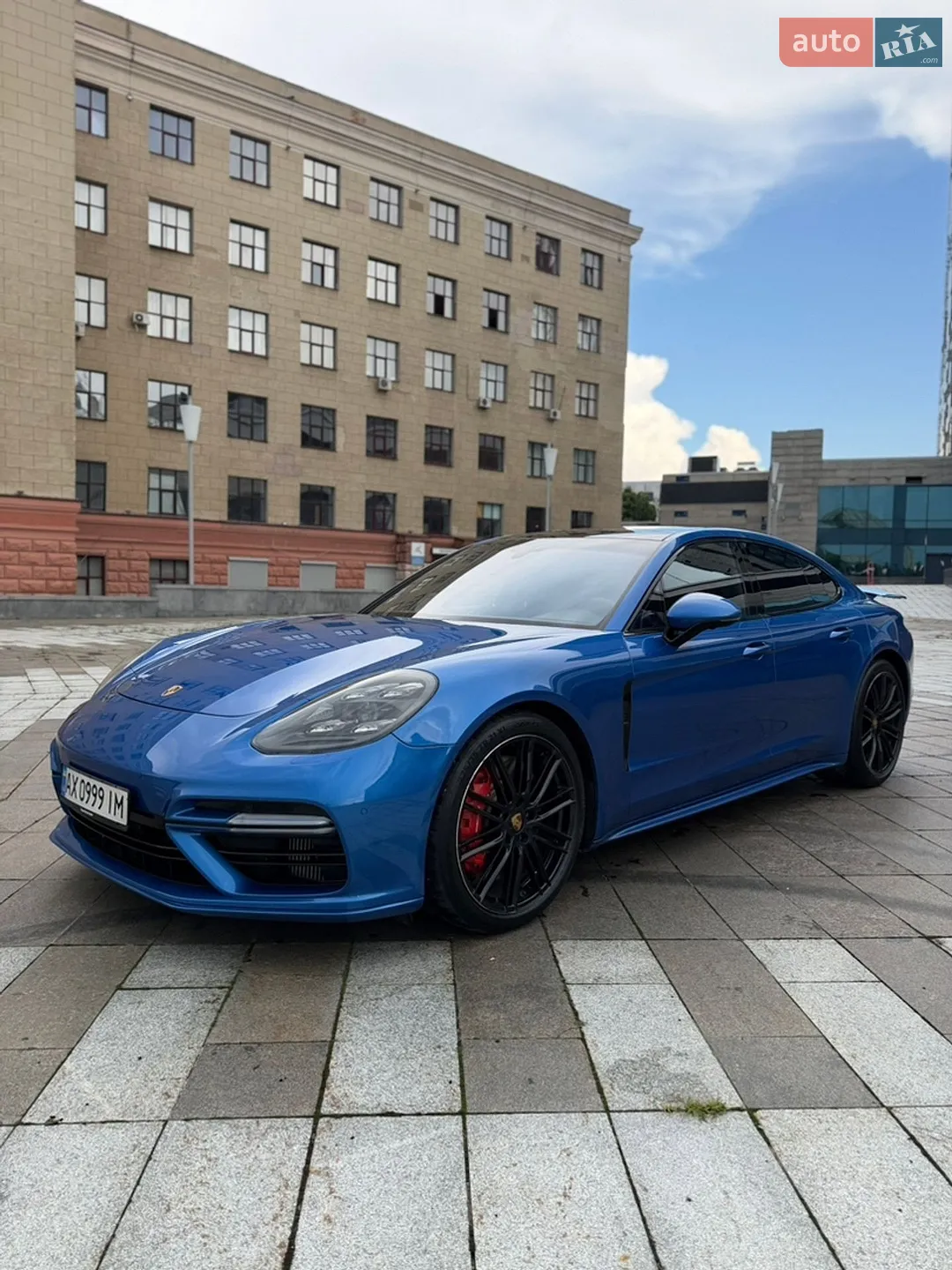 2017 Porsche Panamera - мініатюра 3