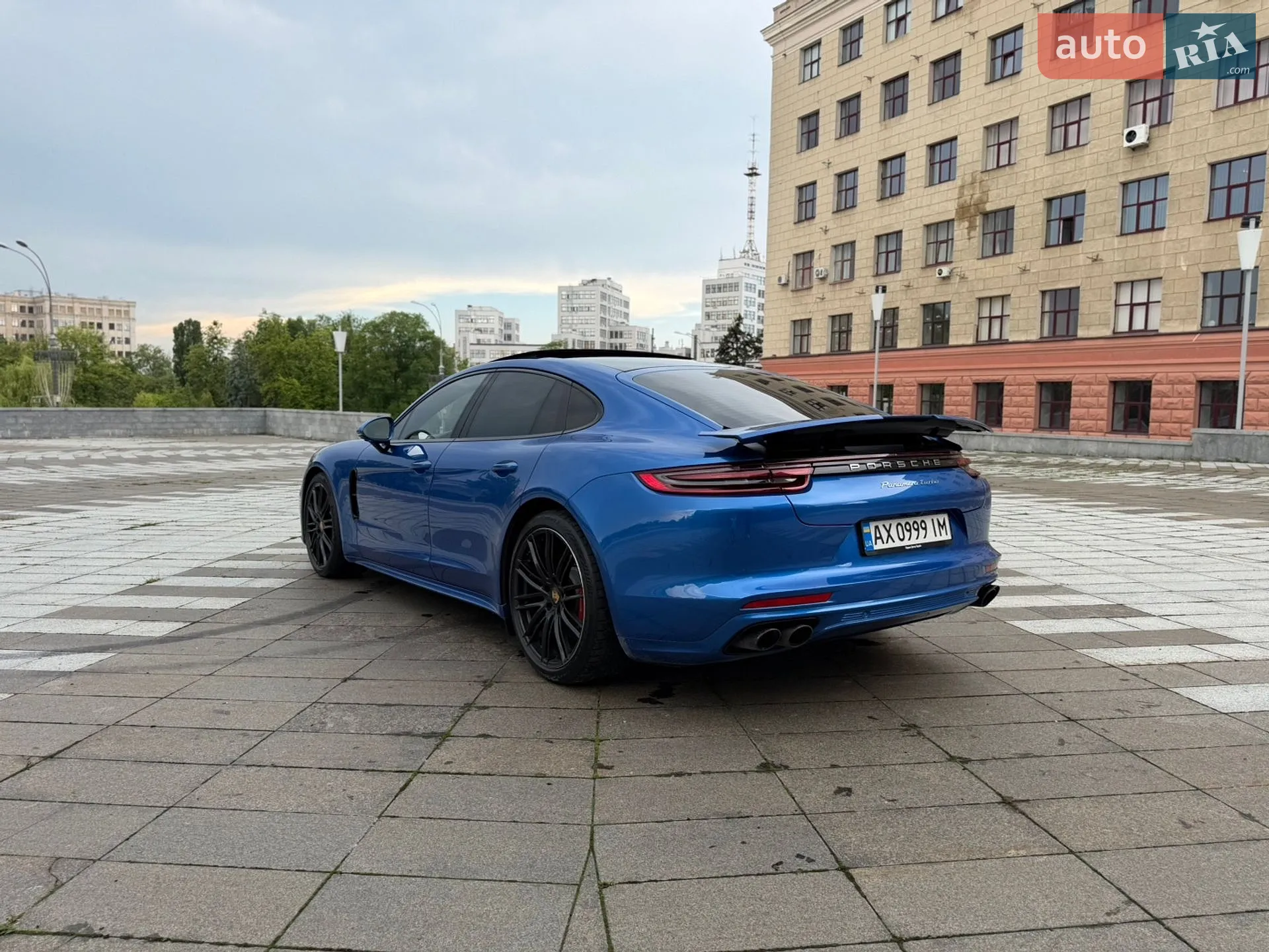 2017 Porsche Panamera - мініатюра 23
