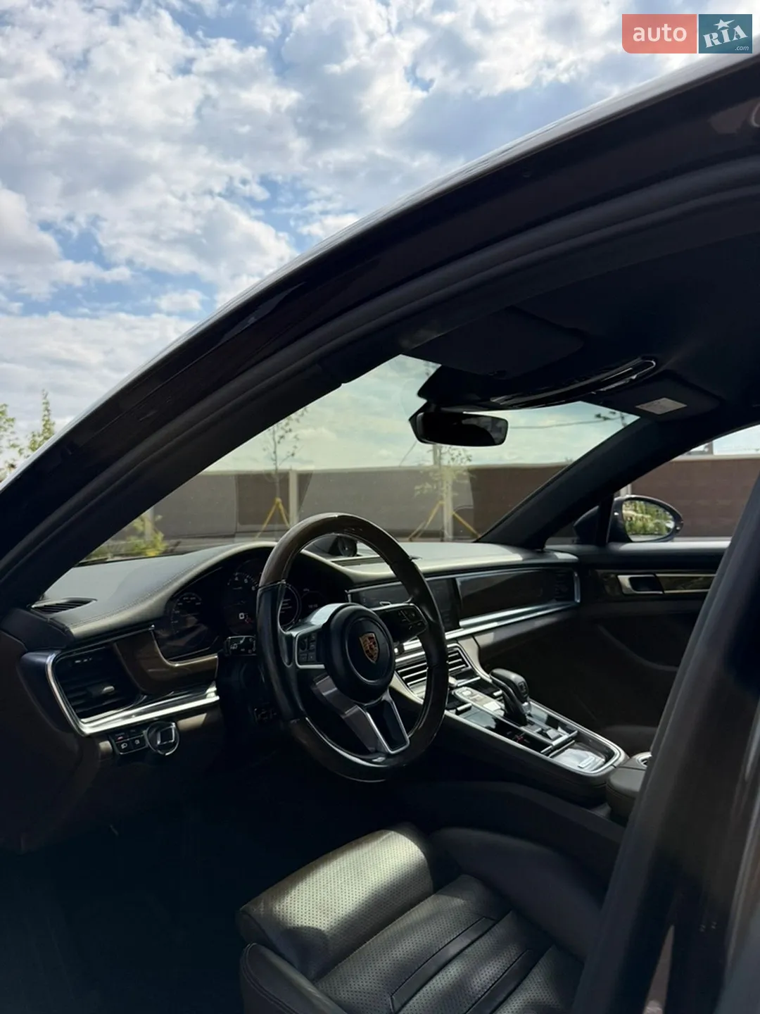 2017 Porsche Panamera - мініатюра 9