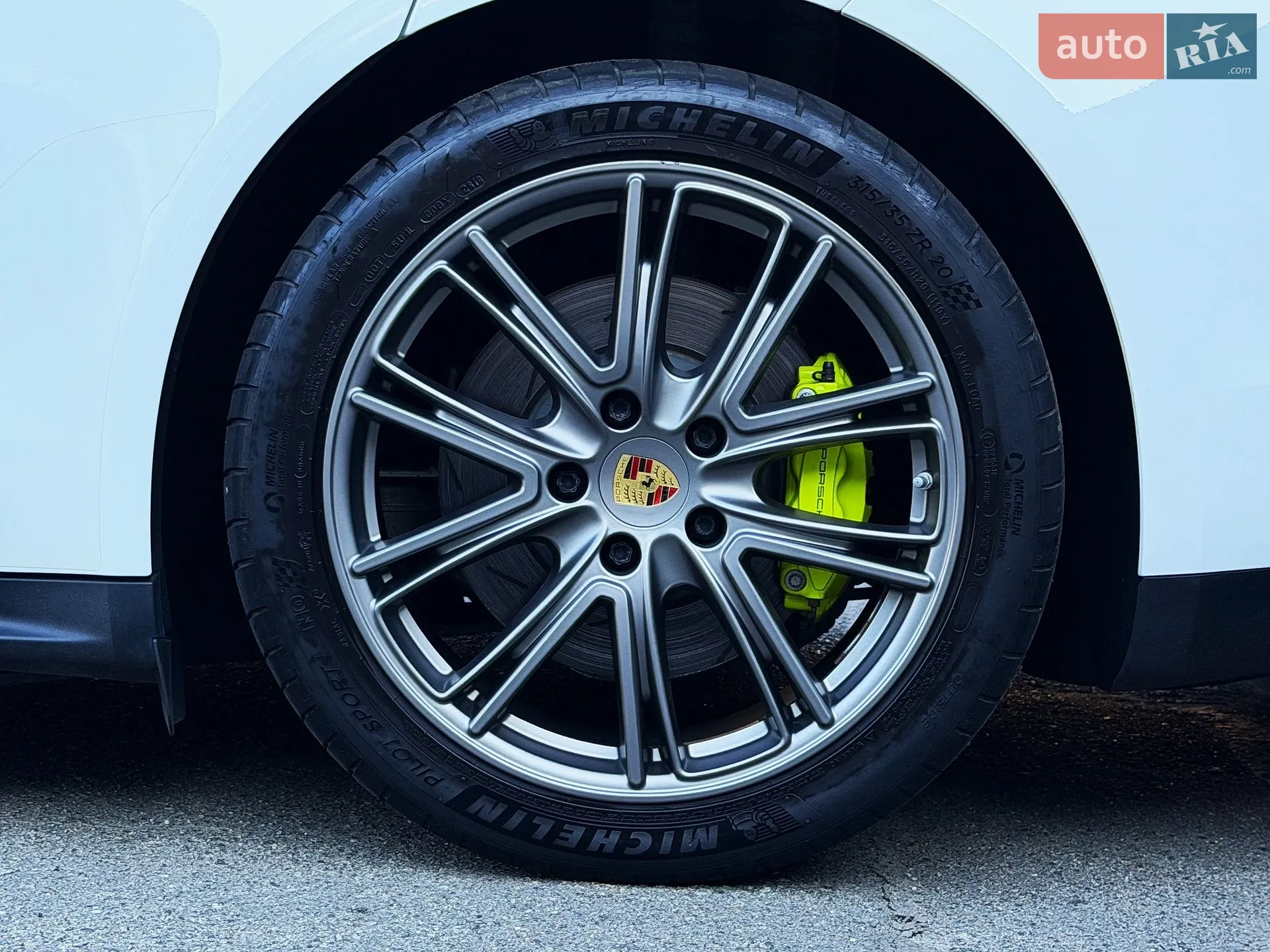 2019 Porsche Panamera - мініатюра 21