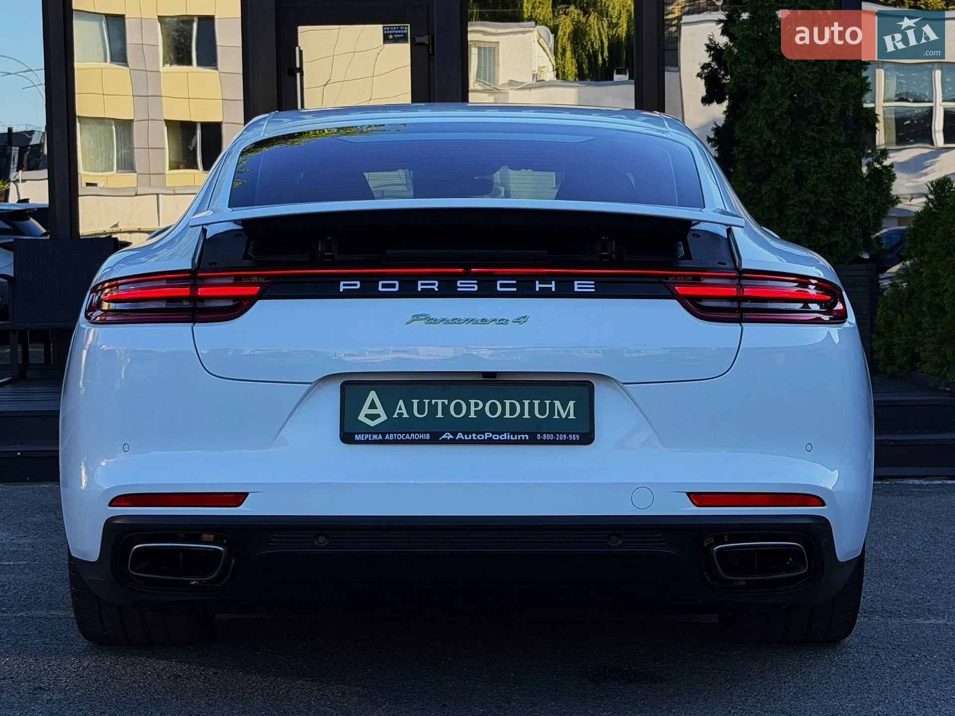 2019 Porsche Panamera - мініатюра 24