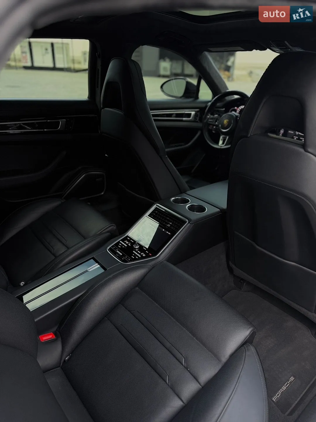 2018 Porsche Panamera - мініатюра 8