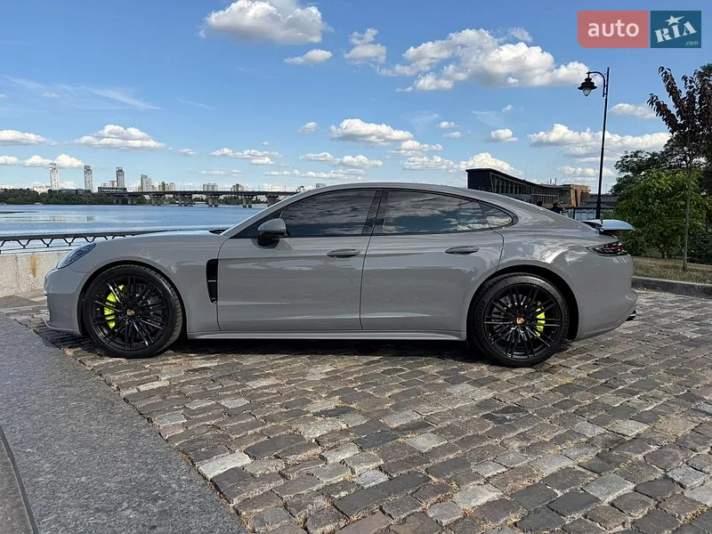 Porsche Panamera 2016