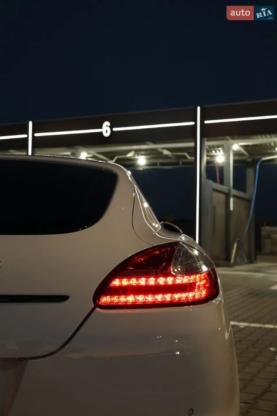 2012 Porsche Panamera - мініатюра 31