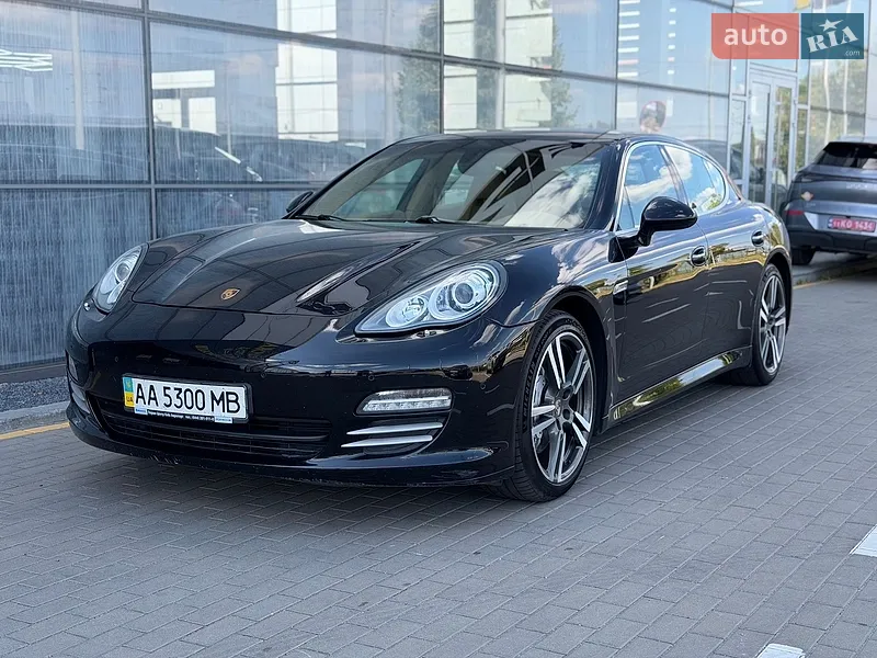 Porsche Panamera 2012