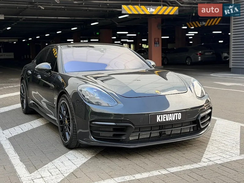 Porsche Panamera