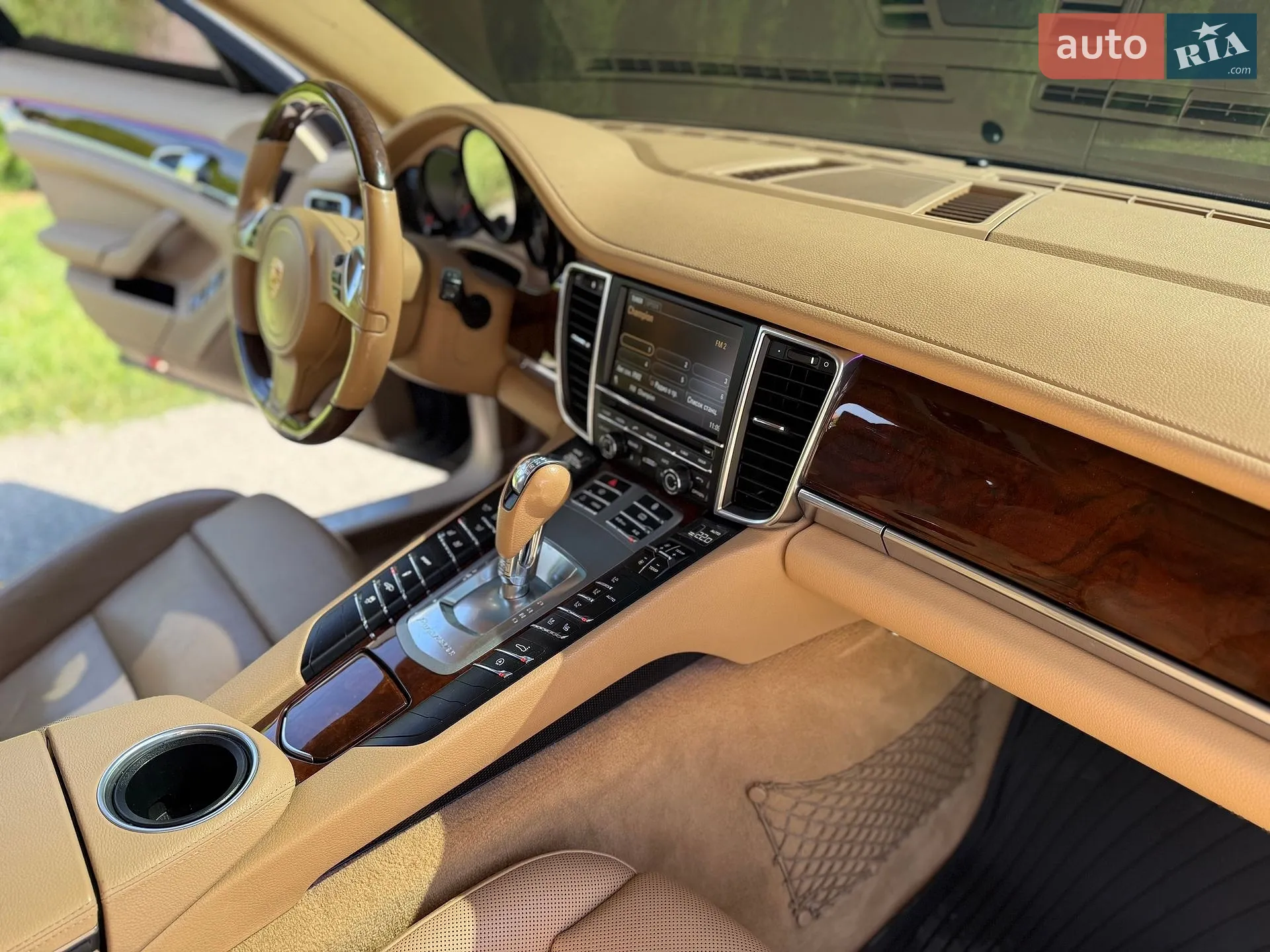 2012 Porsche Panamera - мініатюра 31