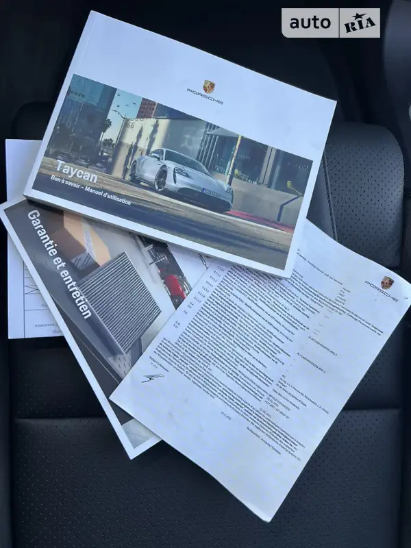 Универсал Porsche Taycan Cross Turismo 2023 в Ровно документ
