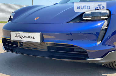 Универсал Porsche Taycan Cross Turismo 2022 в Киеве