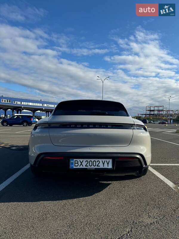 Універсал Porsche Taycan Cross Turismo 2022 в Києві