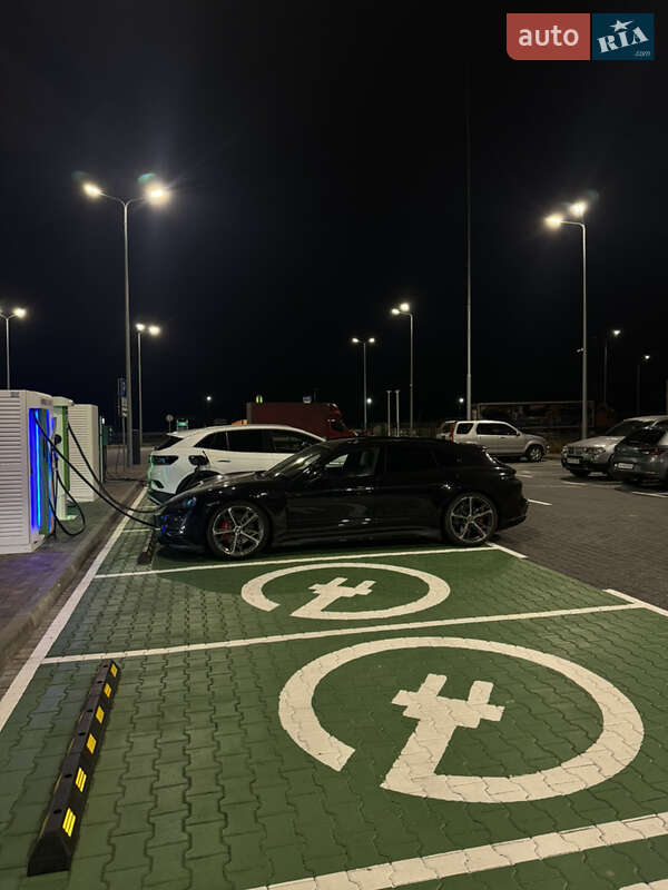 Универсал Porsche Taycan Cross Turismo 2021 в Киеве фото 2 Универсал Porsche Taycan Cross Turismo 2021 в Киеве