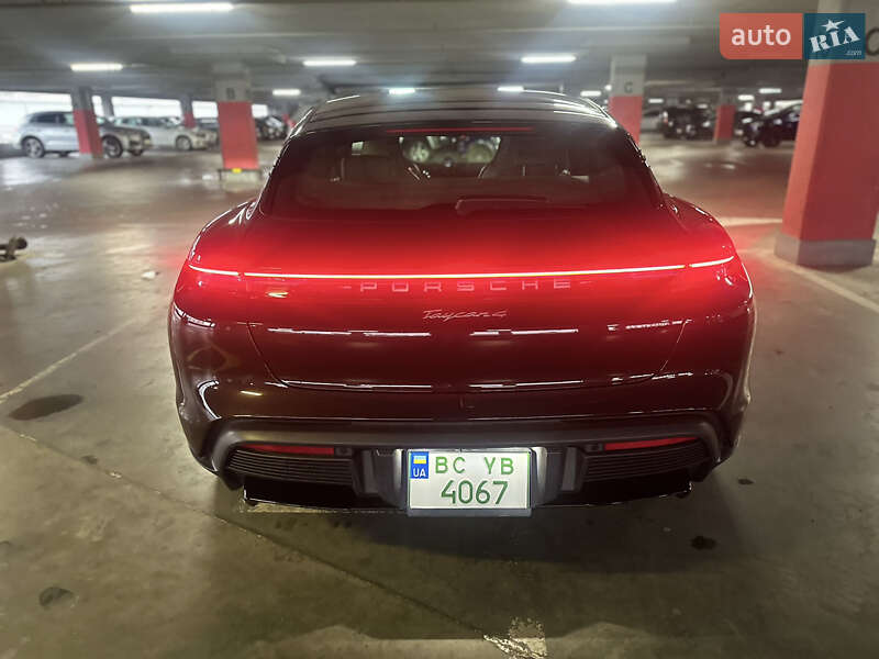Универсал Porsche Taycan Cross Turismo 2022 в Львове фото 7 Универсал Porsche Taycan Cross Turismo 2022 в Львове