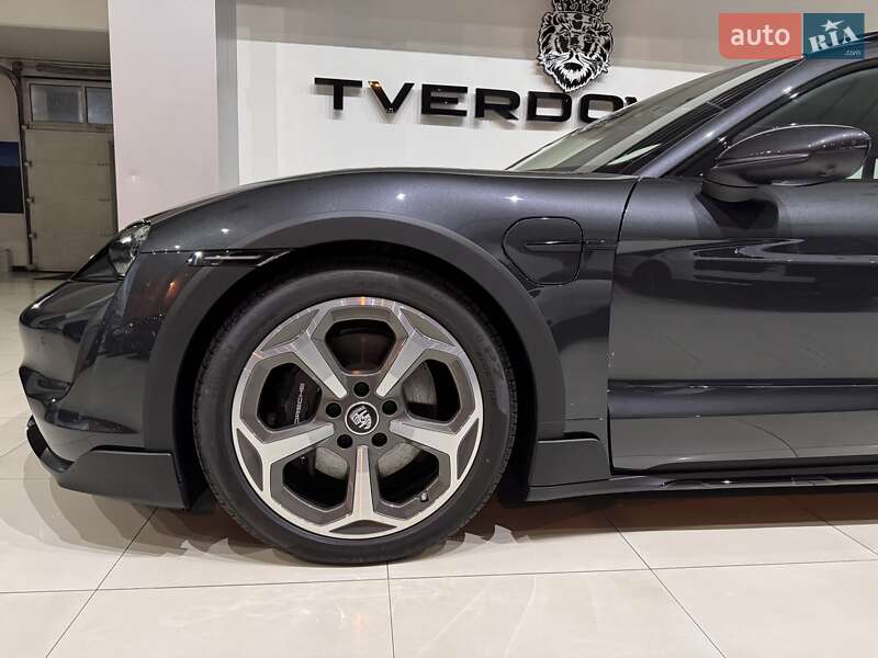 Універсал Porsche Taycan Cross Turismo 2022 в Одесі