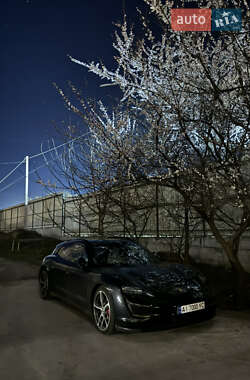 Универсал Porsche Taycan Cross Turismo 2021 в 