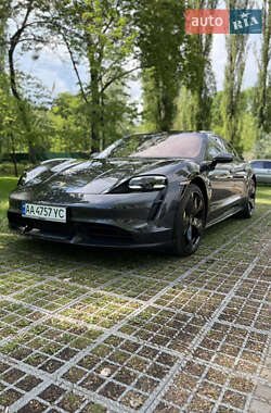 Універсал Porsche Taycan Cross Turismo 2021 в Києві