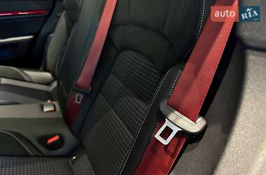 Универсал Porsche Taycan Cross Turismo 2024 в 