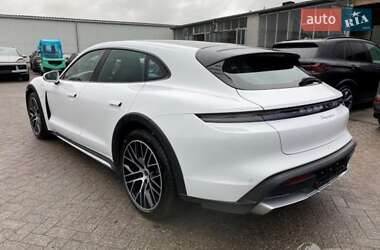 Универсал Porsche Taycan Cross Turismo 2023 в 