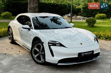 Универсал Porsche Taycan Cross Turismo 2021 в 