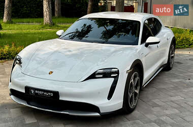 Универсал Porsche Taycan Cross Turismo 2021 в 