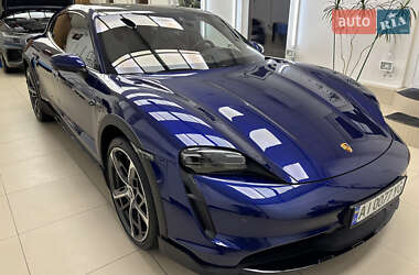 Универсал Porsche Taycan Cross Turismo 2022 в 
